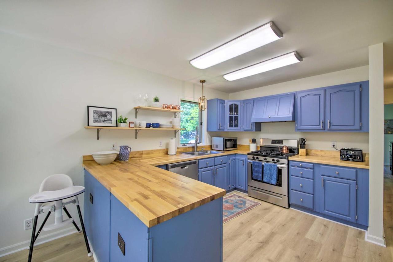 Modern Eckerty Home With Deck On Patoka Lake! Taswell Ngoại thất bức ảnh