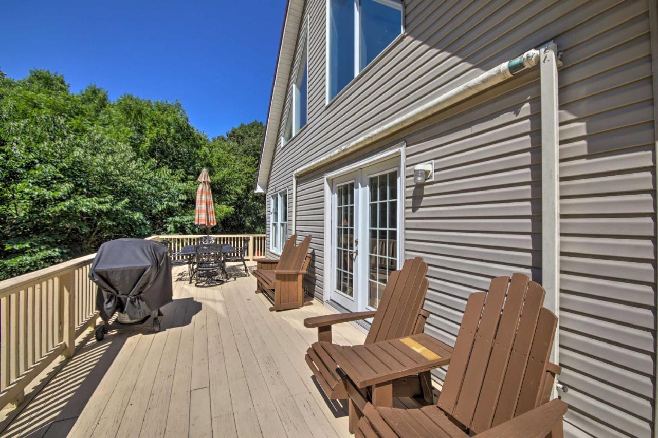 Modern Eckerty Home With Deck On Patoka Lake! Taswell Ngoại thất bức ảnh