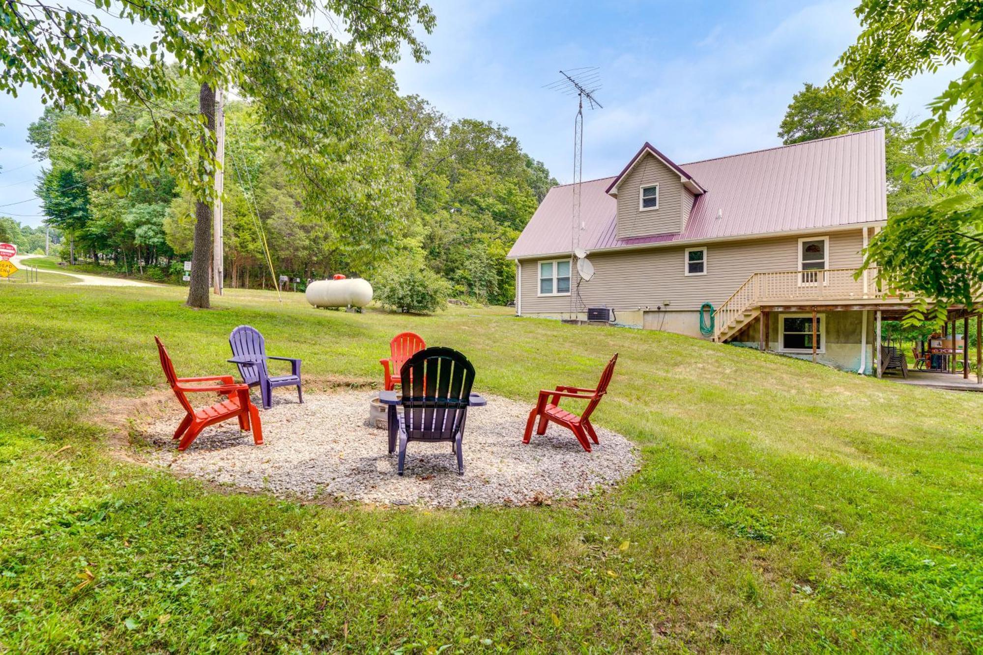 Modern Eckerty Home With Deck On Patoka Lake! Taswell Ngoại thất bức ảnh